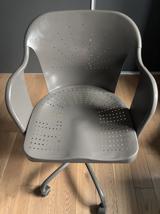 Krzesło obrotowe Ikea Roberget