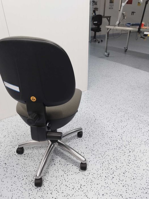 Equipamentos de Proteção ESD Cadeiras ajustáveis