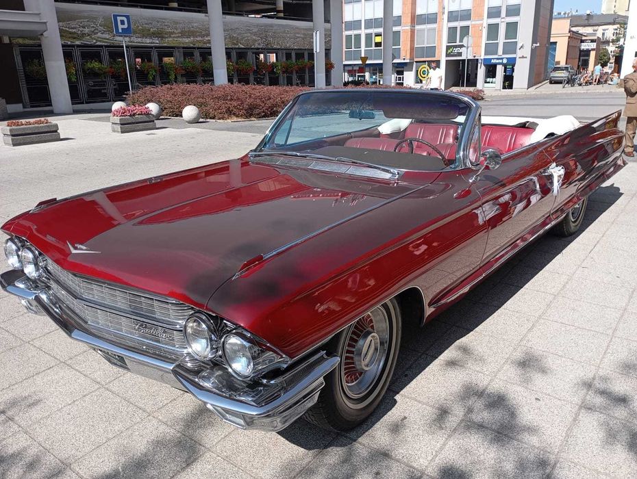 Cadillac 1962 kabriolet cabrio czerwony klasyk auto samochód do ślubu