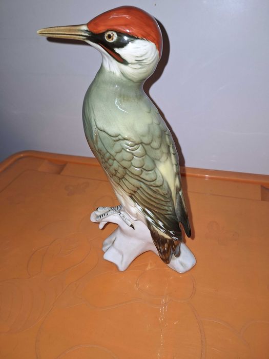 Imagem de Pica-Pau em porcelana