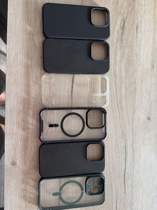 Capas para iphone 15 pro praticamente novas