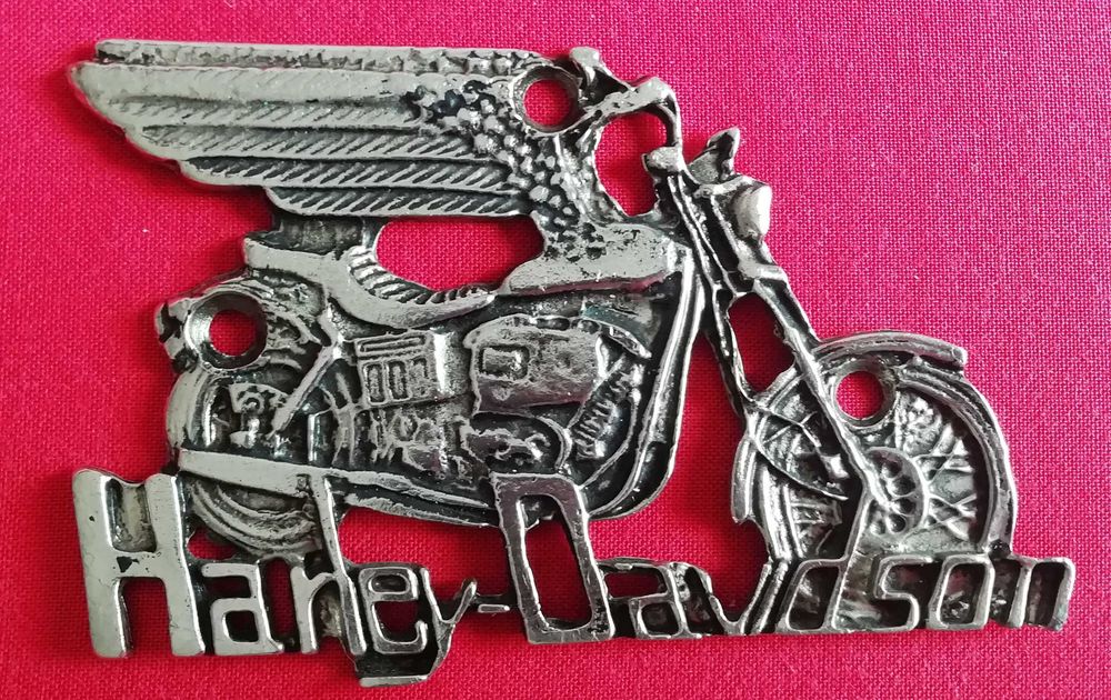 Harley Davidson raro emblema metálico da marca
