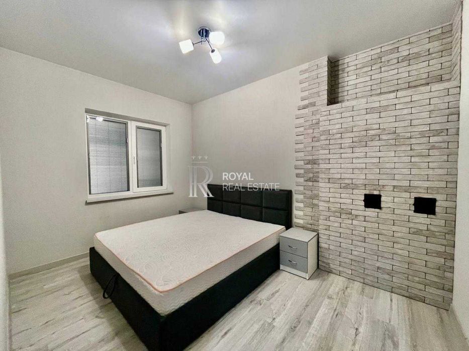 Продаж Будинок Вишгородський район КМ «Міжріччя» 130 м² 3 спальні Ділянка 6,5 соток Газ Сонячні панелі Інвертор Камін Тераса Тепла підлога