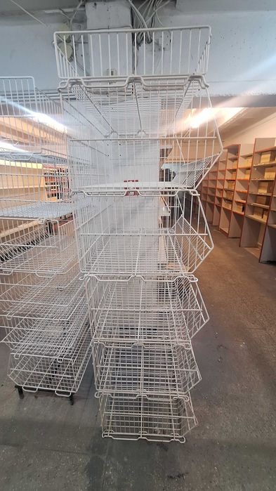 Regały magazynowe sklepowe kosze