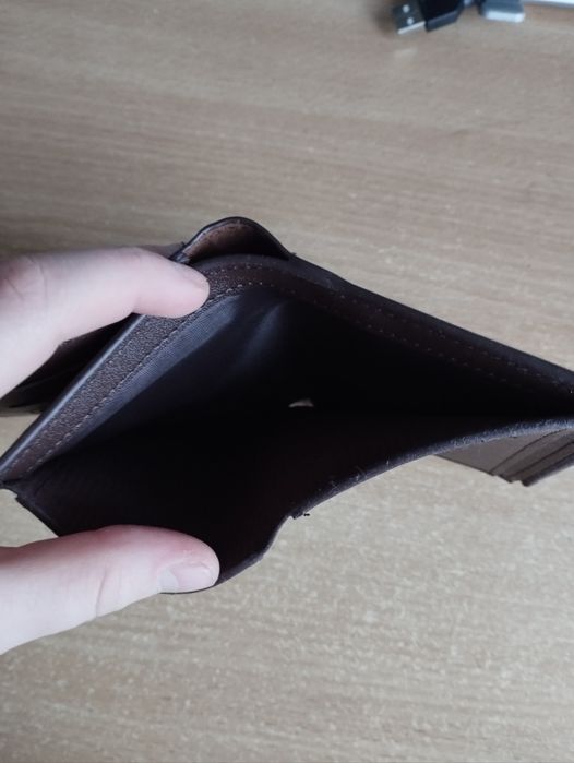 Кошелек новый продам