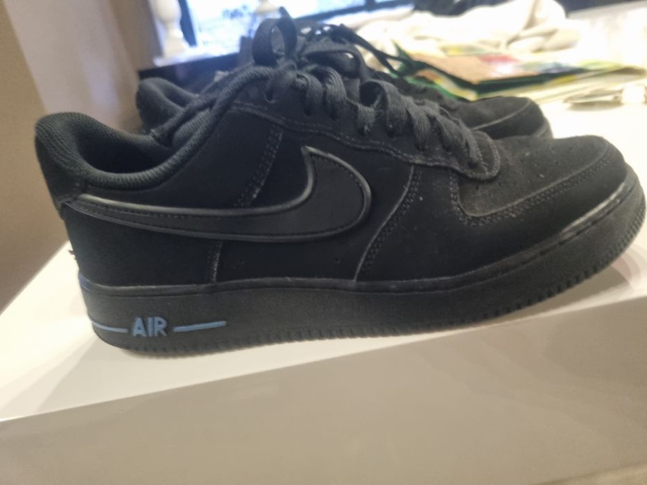 Sapatilhas nike air azuis e pretas