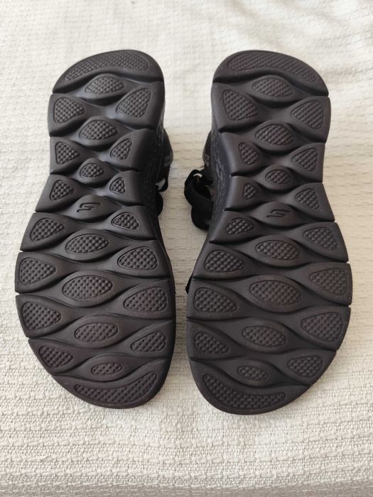 Сандалі Skechers 37 розмір