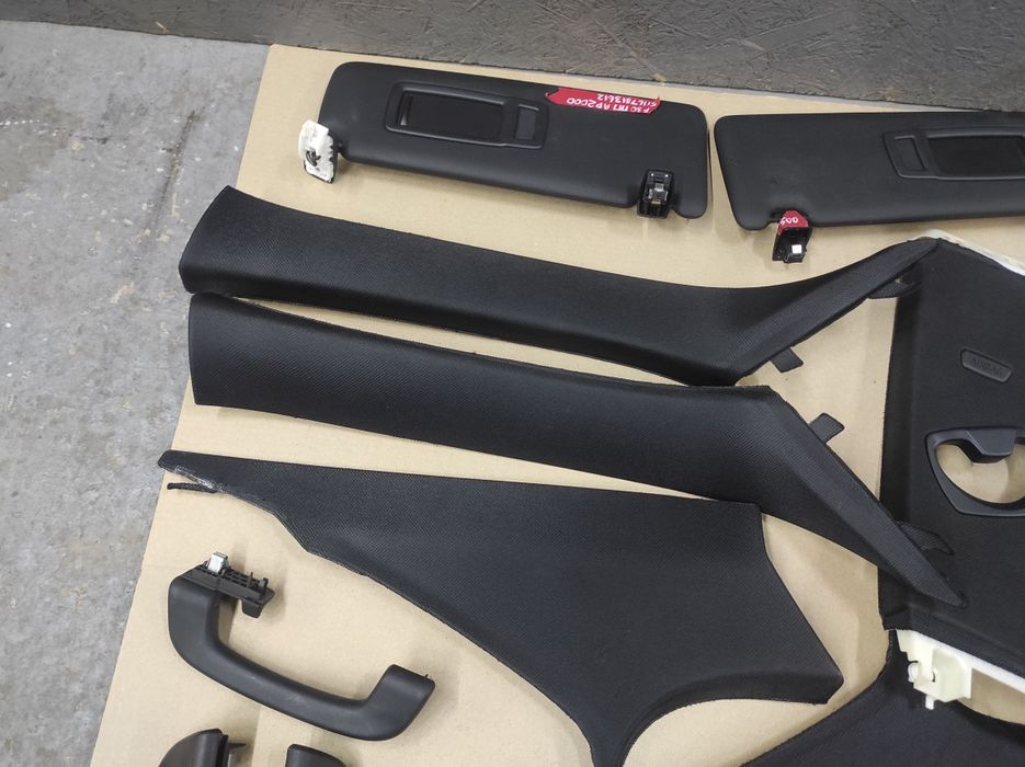 Черный потолок БМВ Ф30 330е Hybrid Разборка BMW HELP