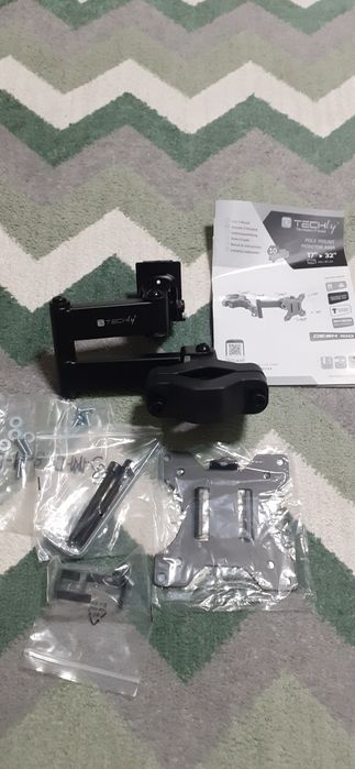 Кріплення для монітора Techly