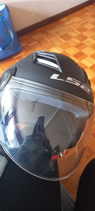 Capacete seminovo