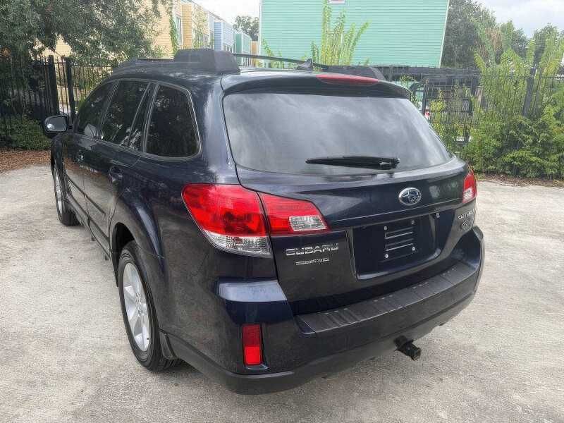2013 Subaru Outback 2.5i Limited