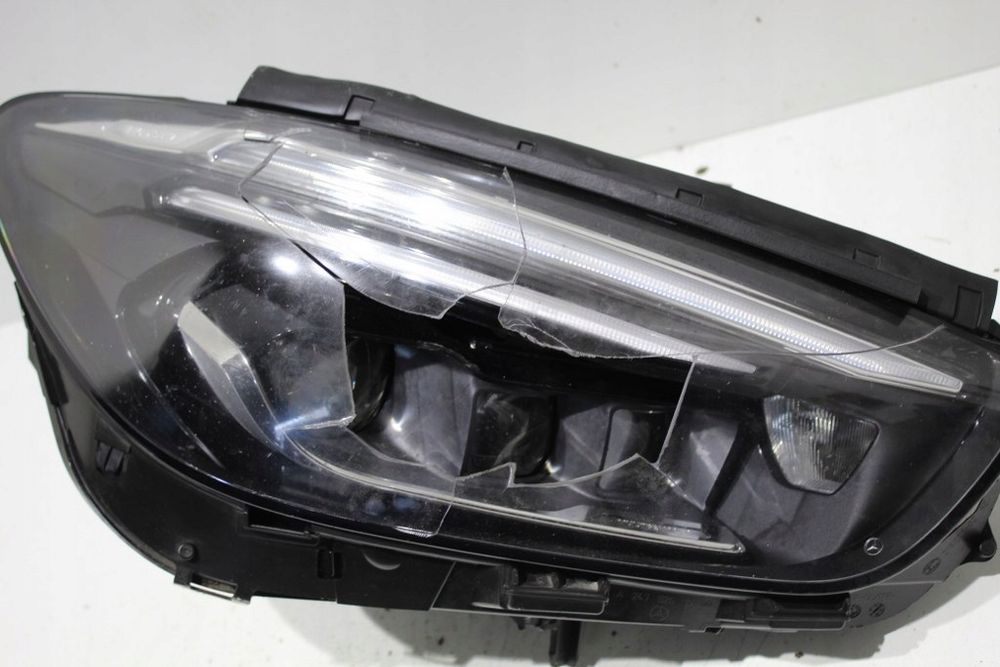 mercedes b247 w247 full led prawy multibeam