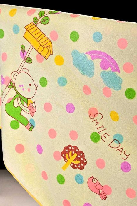 Легкий плед, простирадло