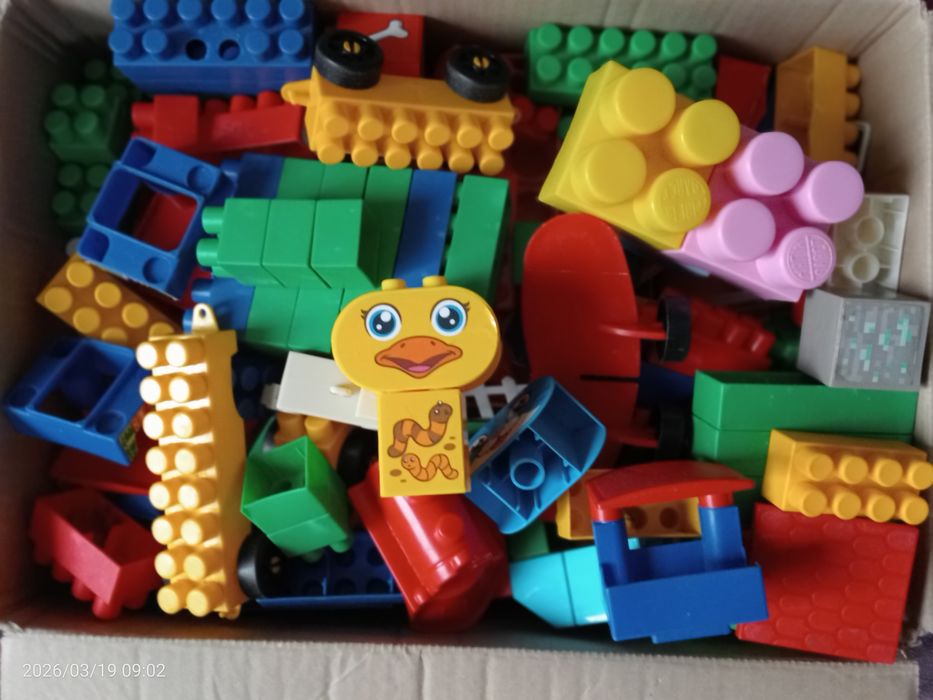 Іграшки+книжки для дітей