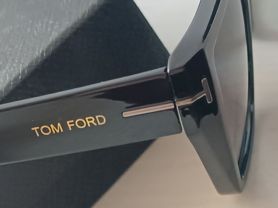 Брендові окуляри Tom Ford.