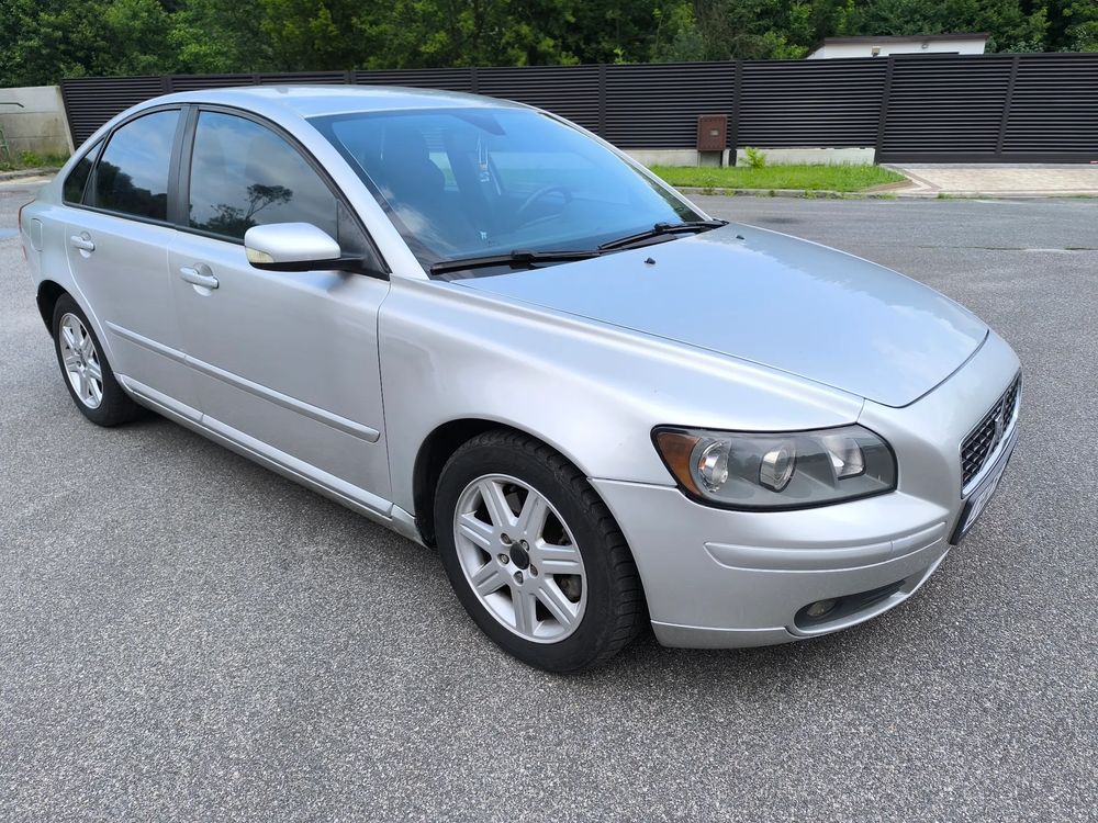 Volvo S40