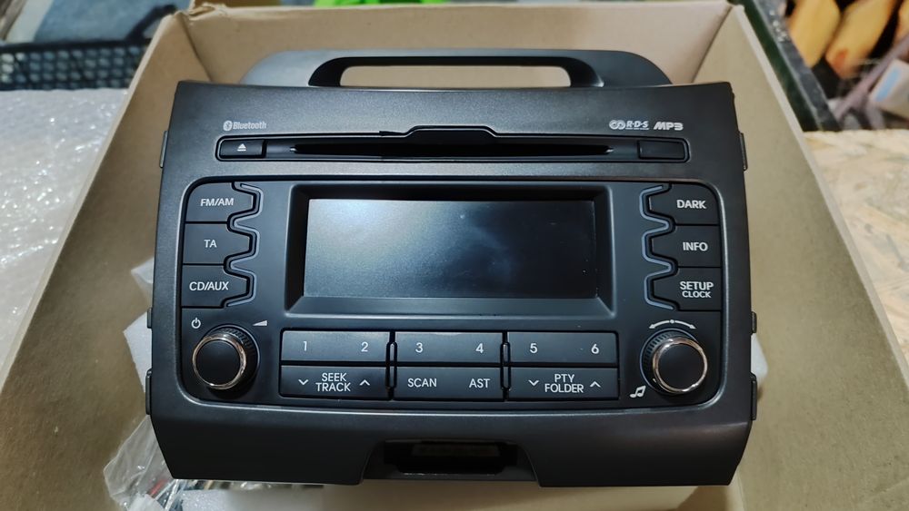 Штатна магнітола