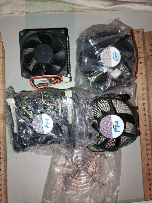 Вентилятор кулер управляемый 3pin для плат.