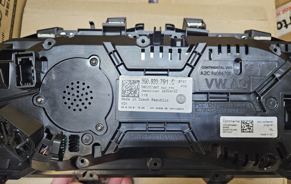 Динамік приборної панелі/приборки Volkswagen Passat, Tiguan, Golf