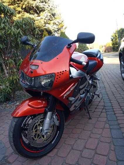 Honda CBR 900 RR