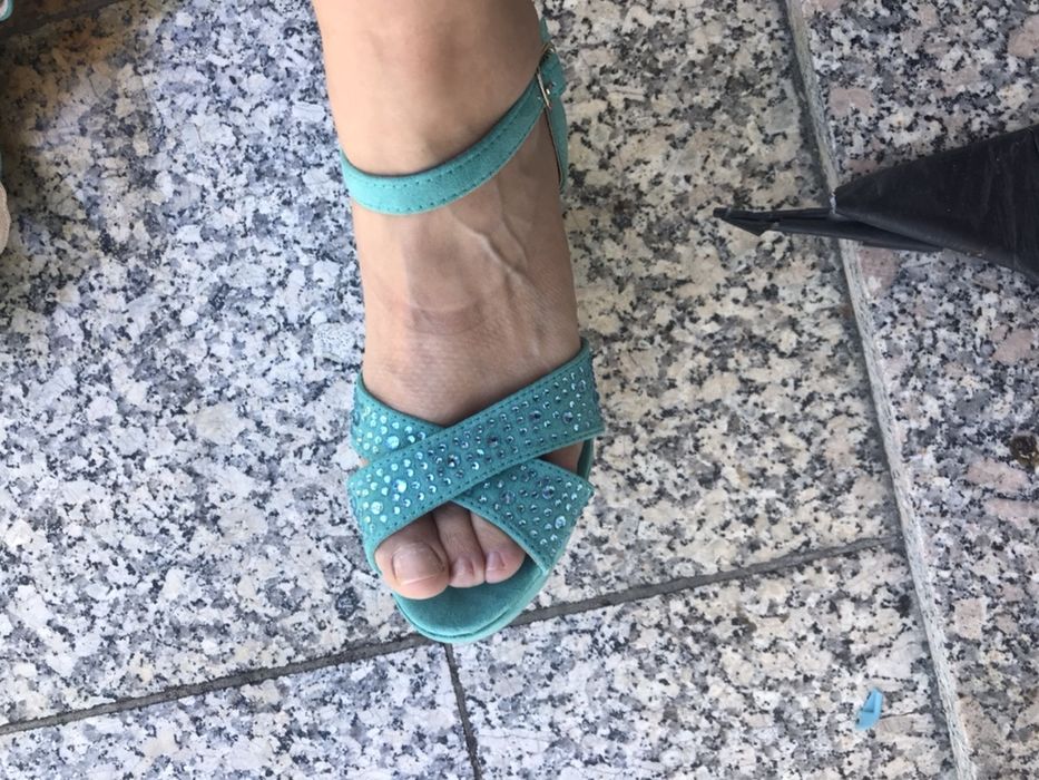 Sandálias novas (Tam.36)