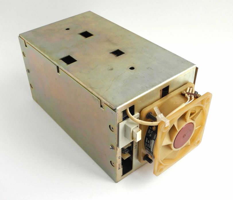 Для колекціонерів раритетний блок живлення комп'ютера ЕС 1841  1990