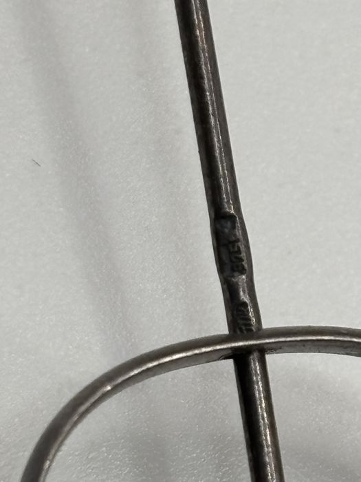 Wpinka z różą 1877