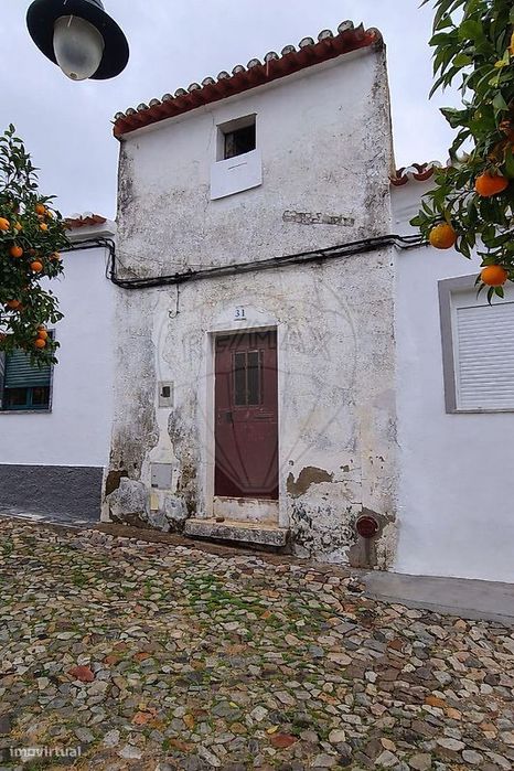 Moradia T6 para venda