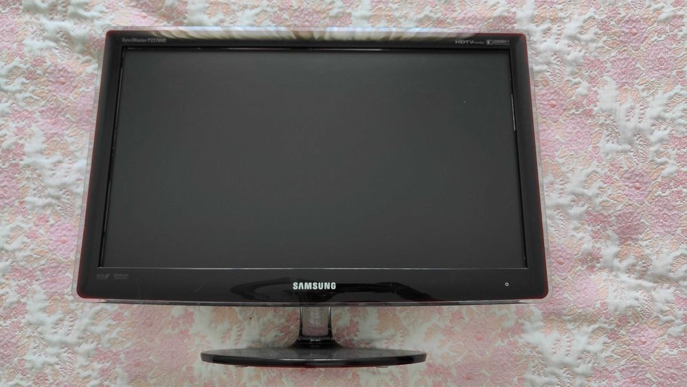 Monitor/TV Samsung SyncMaster P2370HD - 23” - Para Peças