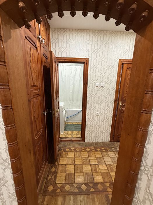 Продам 3к в Бородянці, центр міста 73м2, балкон