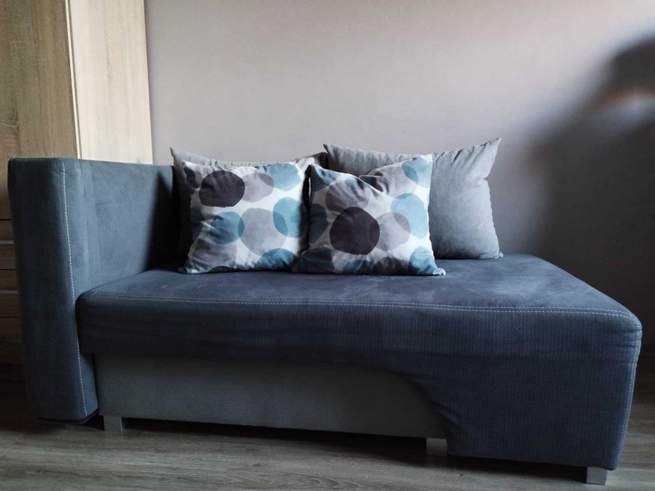 Kanapy młodzieżowe (dwie sztuki za 200 zł)