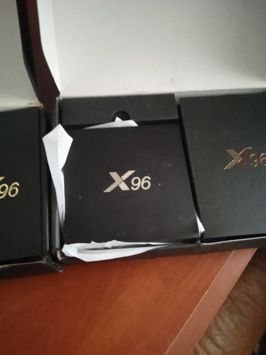 Продам Андроид приставку X96.