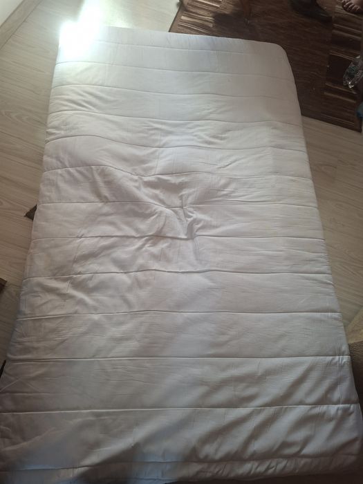 Materac z plamami 120×200