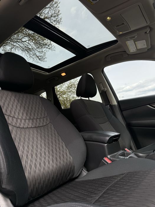 Nissan Rogue SV AWD 2018 рік