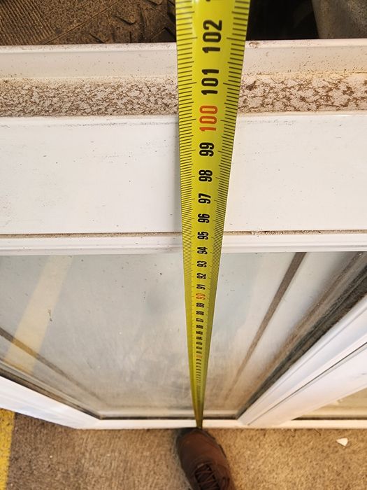 Janela de Alumínio c/portadas