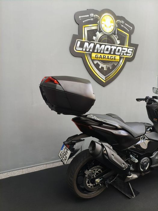 Yamaha TMAX  Tech Max