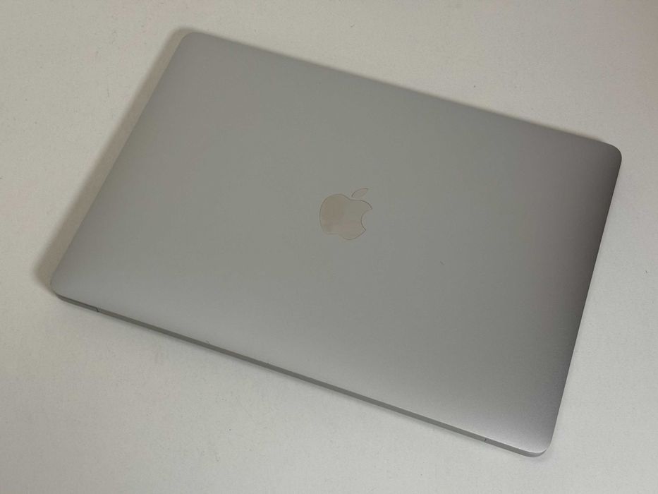 Apple MacBook Air 13 2020 - M1 8GB / 256GB - 88% Kondycji baterii - Gwarancja - Stan BDB