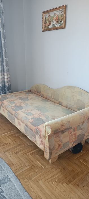 Продається диван- ліжко для підлітка або для дорослого