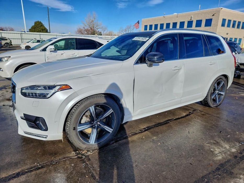 Volvo XC 90 / 2.0 310KM / 4x4 / Bogate wyposażenie /