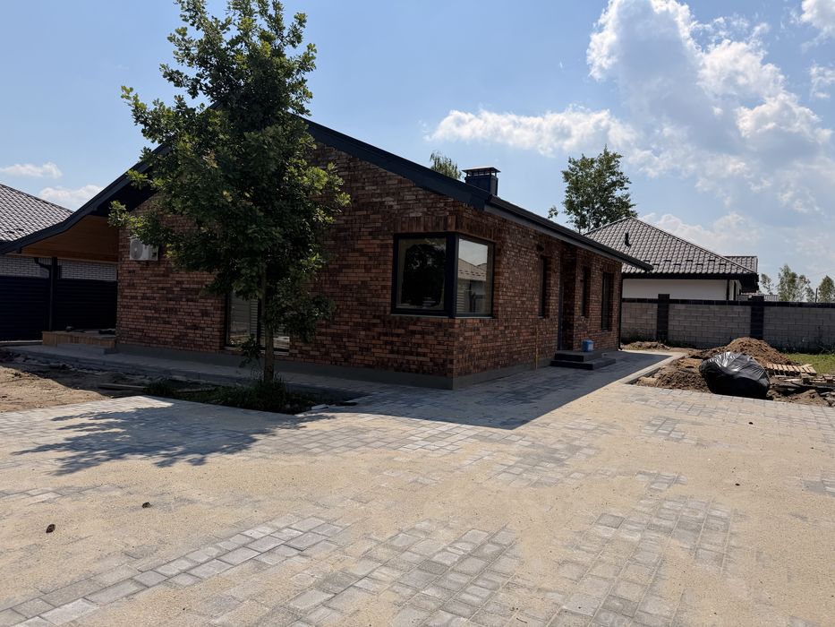 Продам окремий будинок у Ворзелі  РОЗСТРОЧКА Газ Цегла