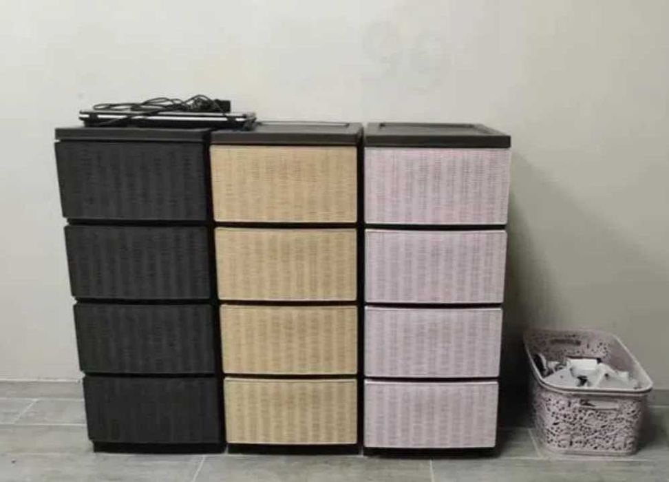 Пластиковий комод тумбочка шафа тумба стелаж шухляди полиця для взуття