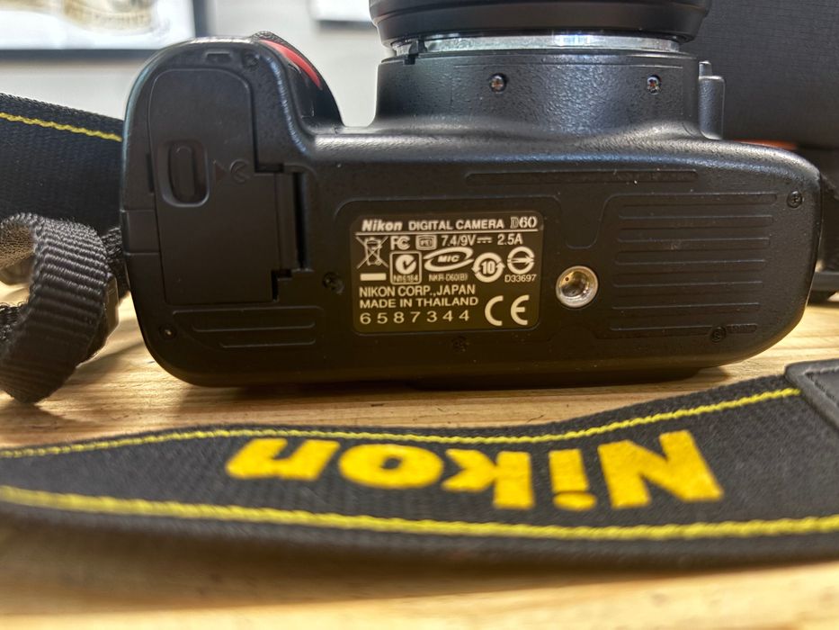 câmera digital nikon dx swm ed aspherical Com 2 objetivas + 2 lentes + saco transporte + Cartão memória