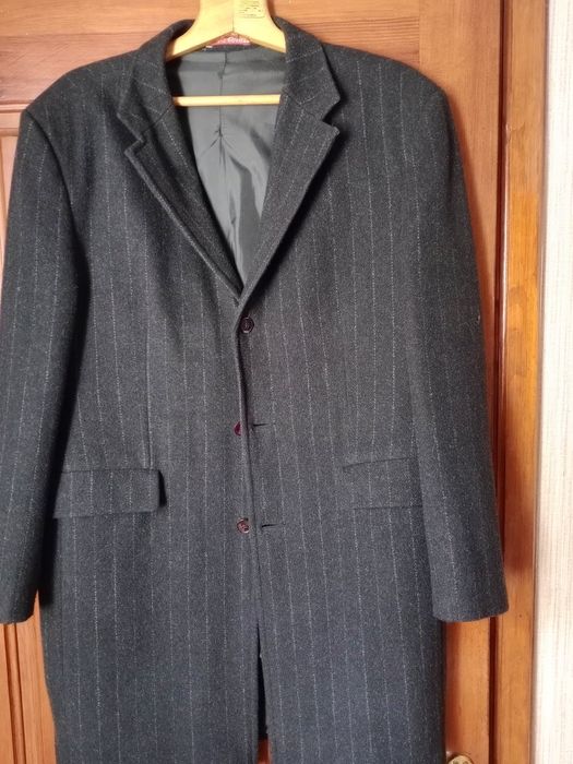 Пальто чоловіче твідове .