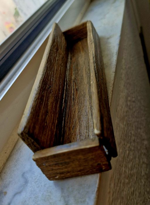 PEÇA ÚNICA: Caixa / Porta-Objetos Rústico em Abeto | Organizador de Mesa Artesanal