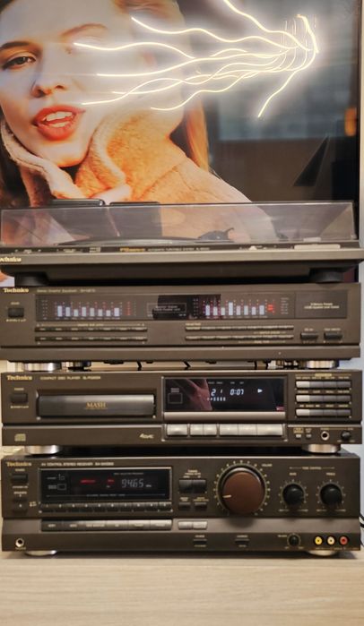 Technics zestaw audio 4-komponentowy, gramofon, piloty bdb. stan