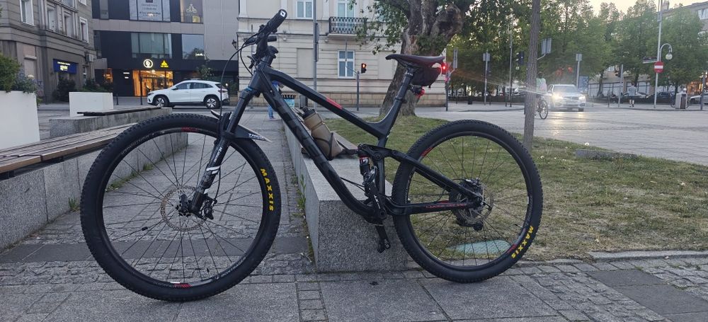 Trek Fuel EX 8 Full Suspension 29" (21,5")| Fox 34 RE:aktiv | Shimano XT  2019 plus komplet felg