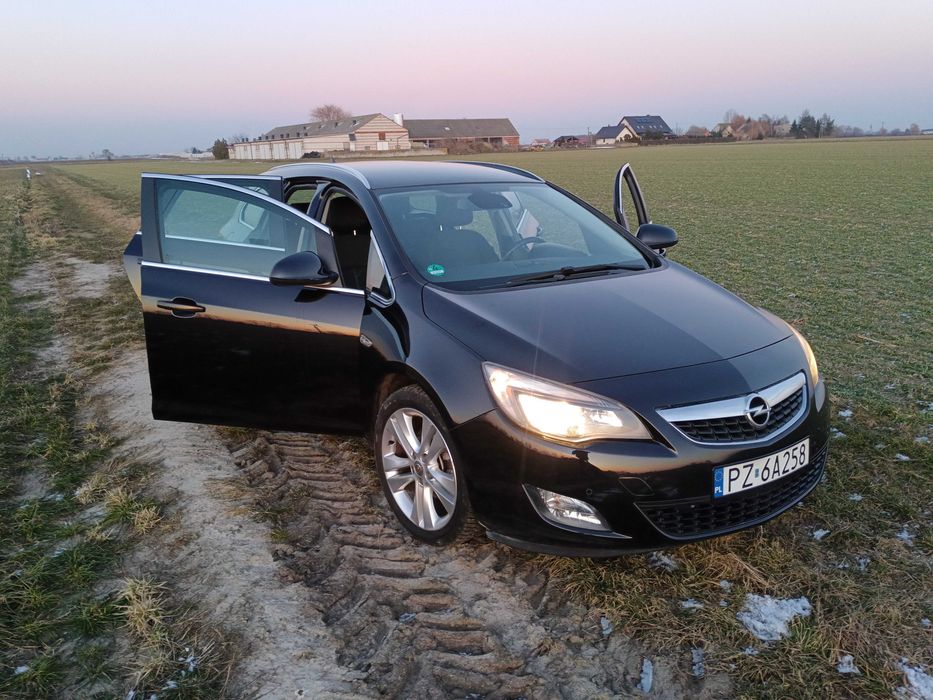 astra IV stan bardzo ladny