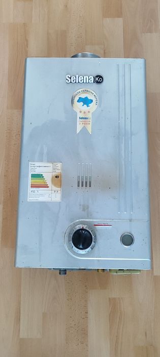 Газовий проточний водонагрівач