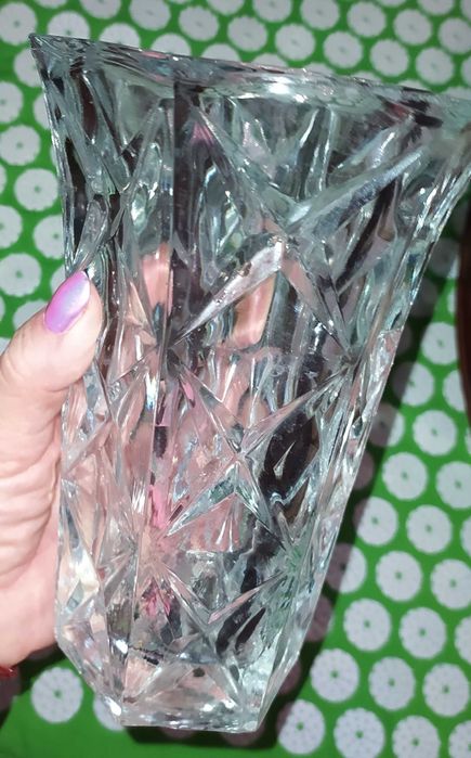 Красивая ваза.Вазы для цветов. Хрусталь.