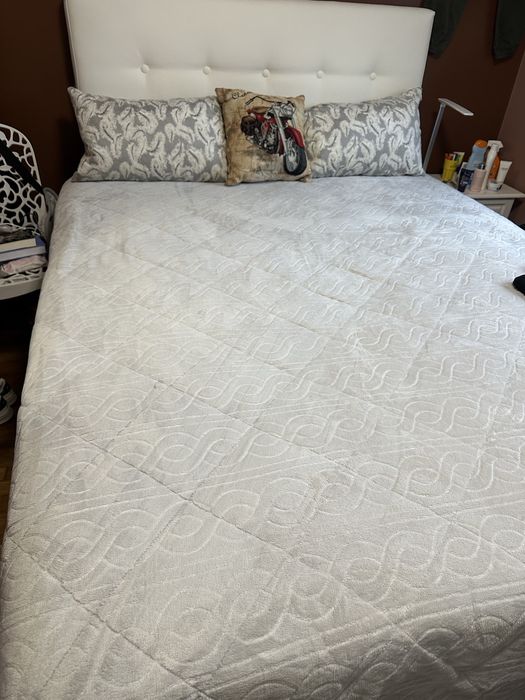 Vende se cama  ou conjunto cama +colchao